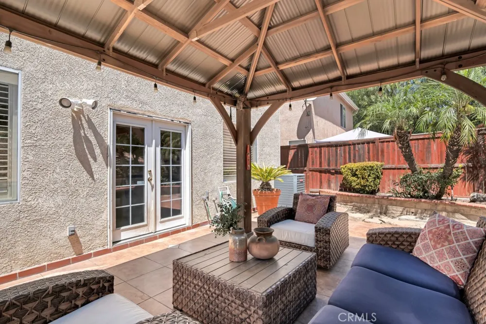 13232 Mira Mar Drive Sylmar, CA 91342