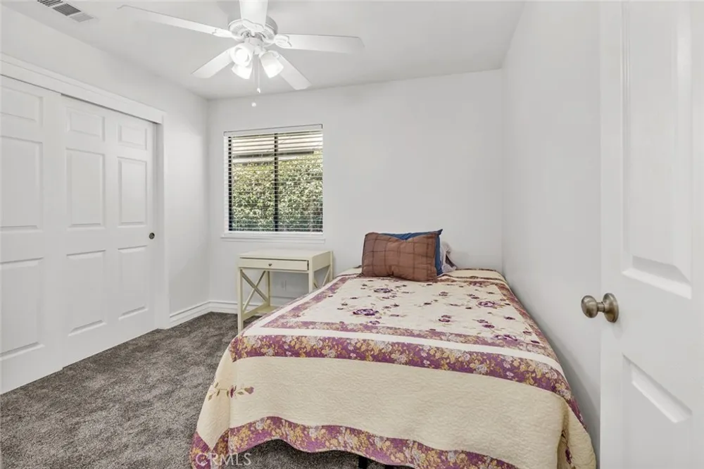 6501 Ambergrove Bakersfield, CA 93313