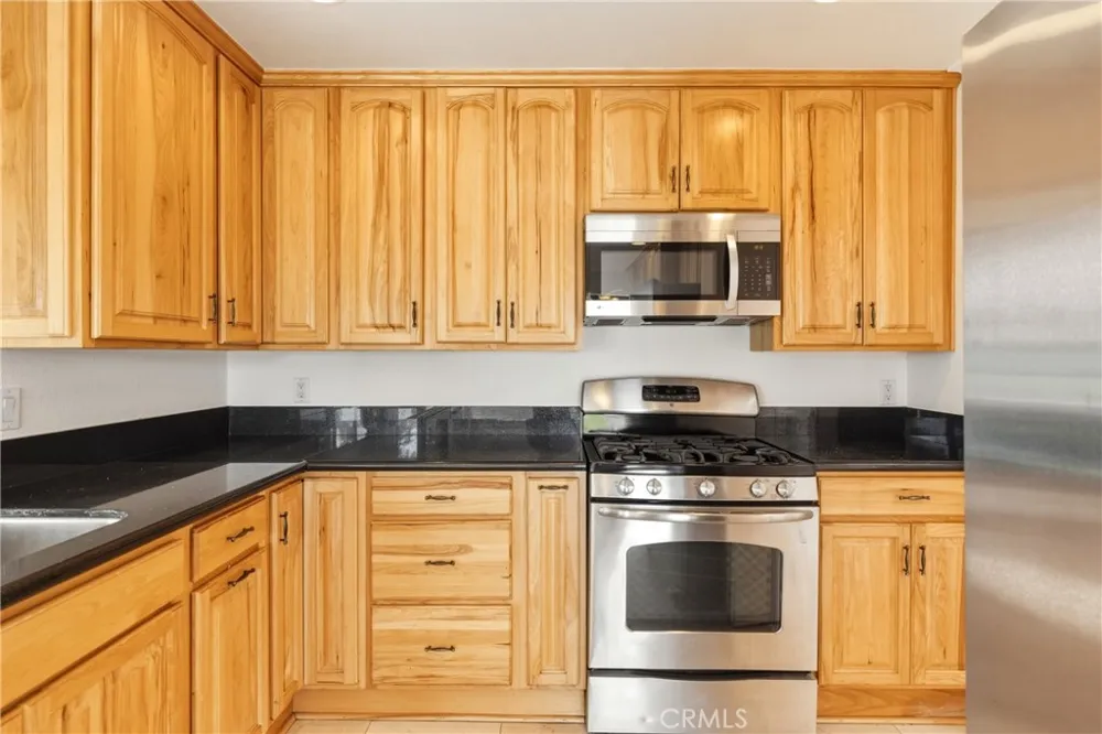 27 Palos #63 Irvine, CA 92612