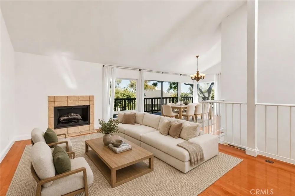 27 Palos #63 Irvine, CA 92612