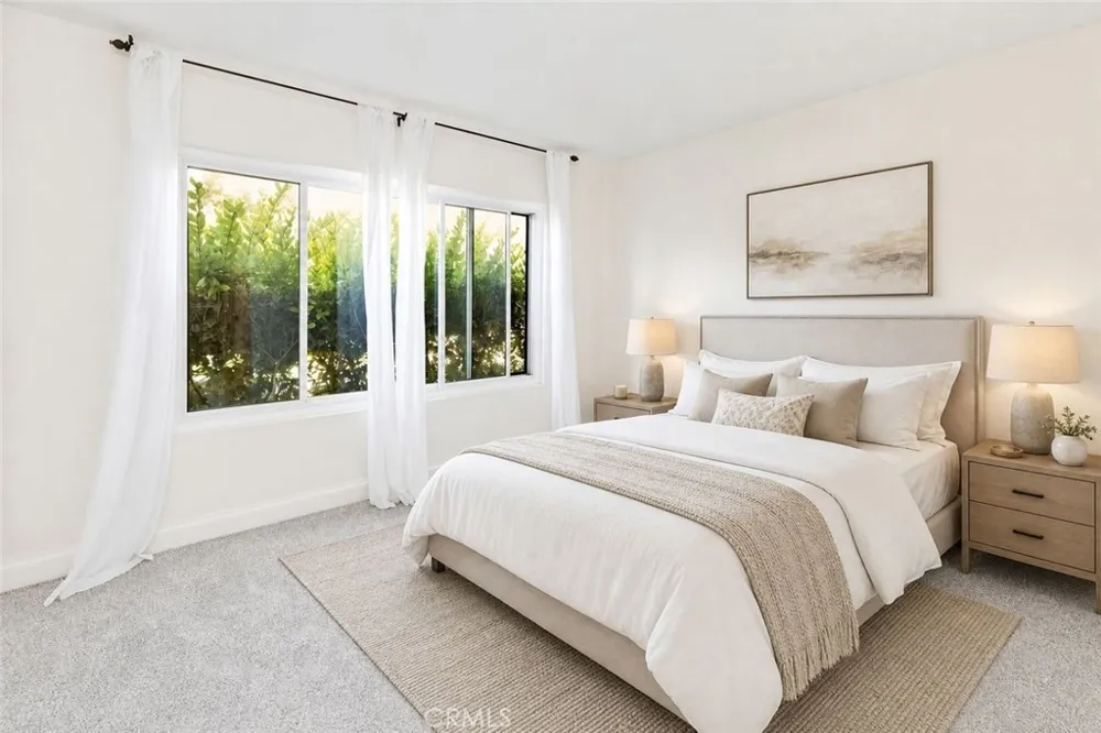 27 Palos #63 Irvine, CA 92612