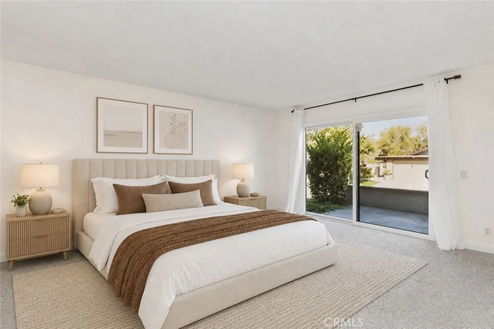 27 Palos #63 Irvine, CA 92612