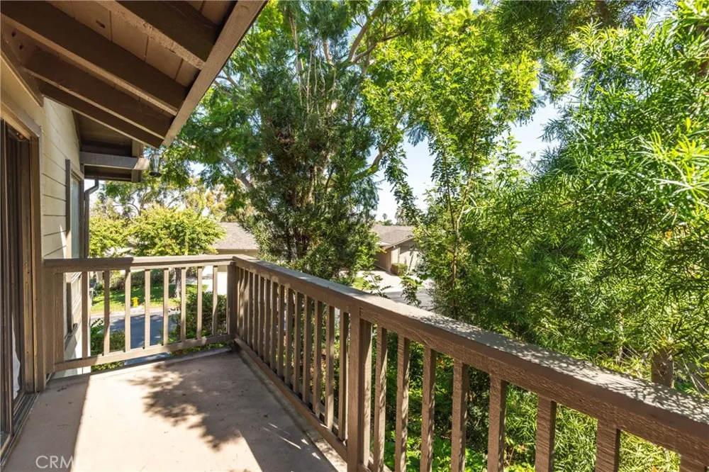 27 Palos #63 Irvine, CA 92612