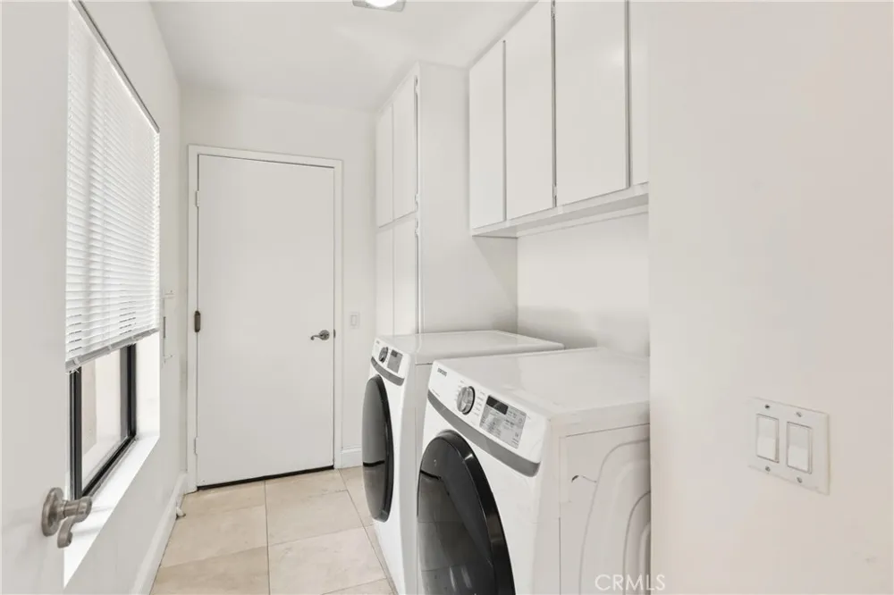 27 Palos #63 Irvine, CA 92612