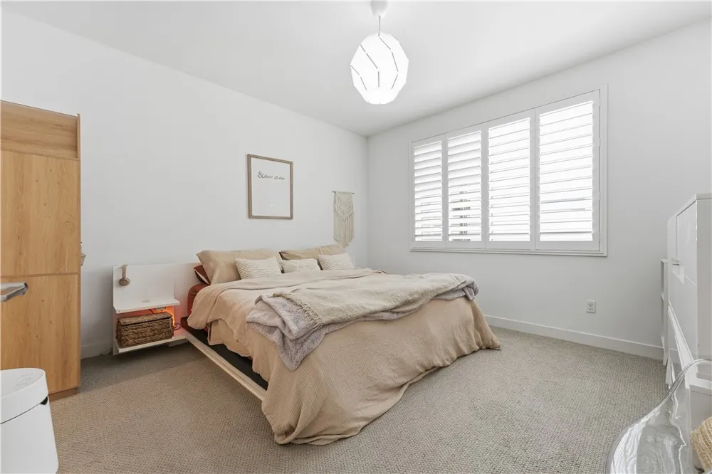 9942 Artesia Boulevard #708 Bellflower, CA 90706