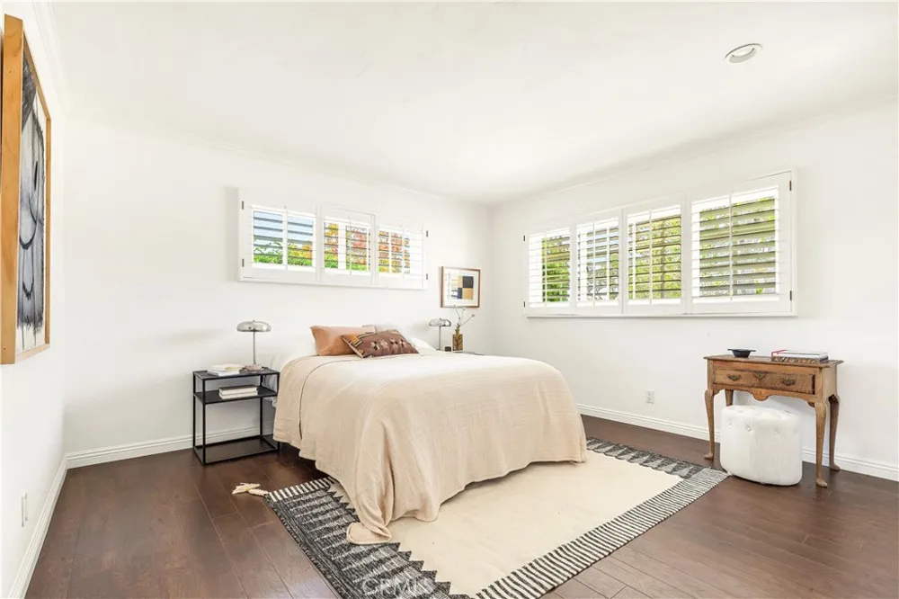 1644 Aliso Avenue Costa Mesa, CA 92627