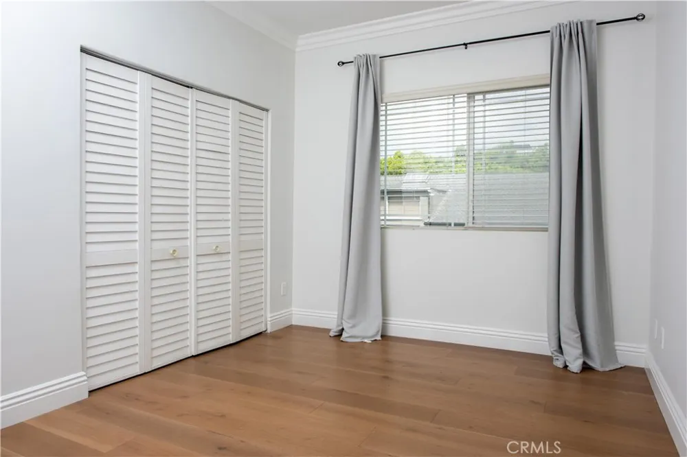 815 S Harvard Boulevard #201 Los Angeles, CA 90005