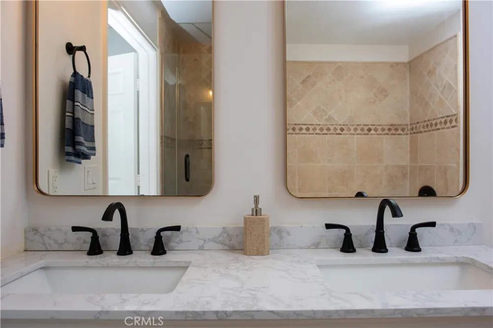 815 S Harvard Boulevard #201 Los Angeles, CA 90005