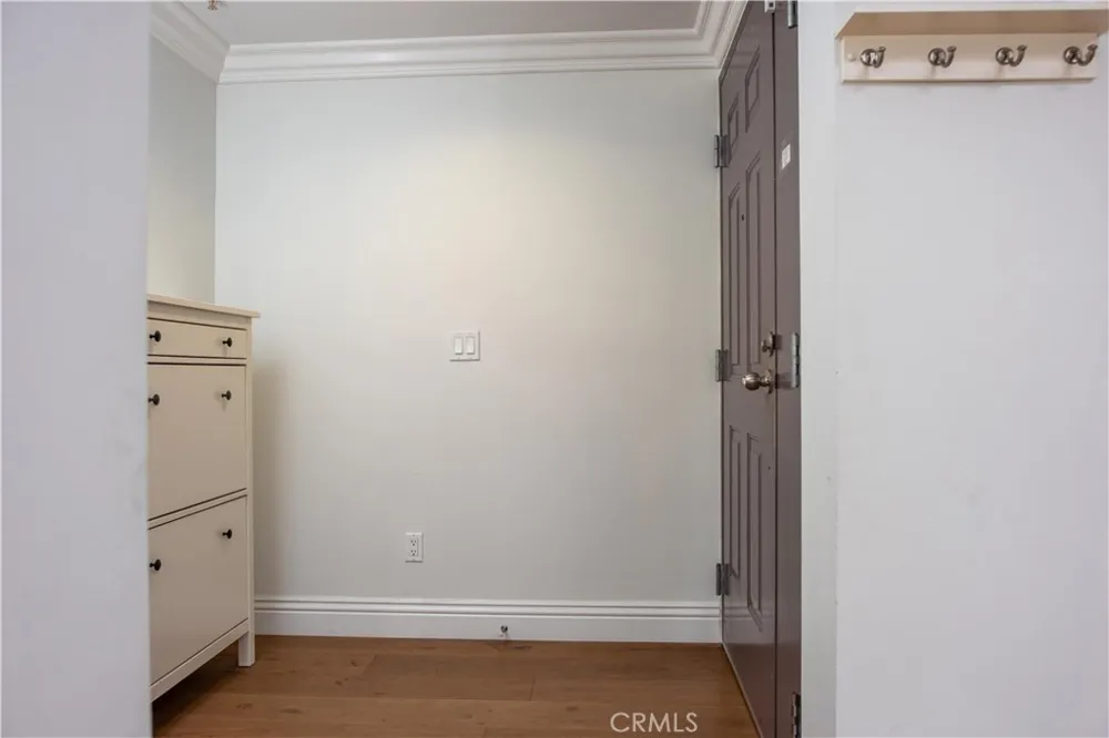 815 S Harvard Boulevard #201 Los Angeles, CA 90005