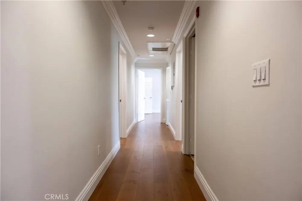 815 S Harvard Boulevard #201 Los Angeles, CA 90005