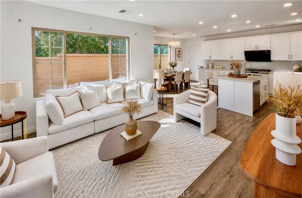119 Excursion Irvine, CA 92618