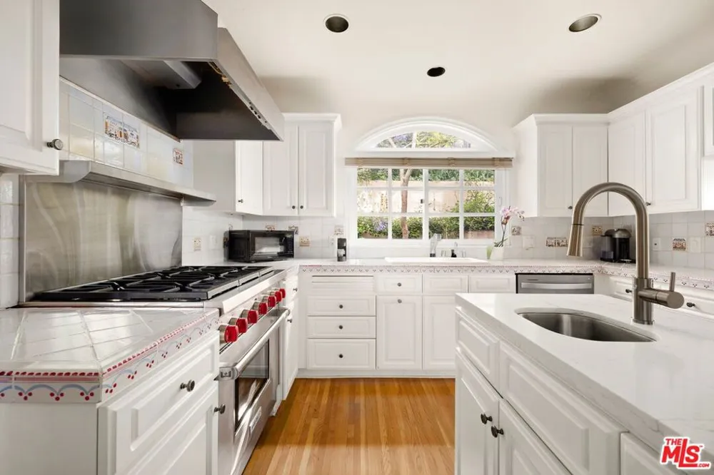1717 Comstock Avenue Los Angeles, CA 90024