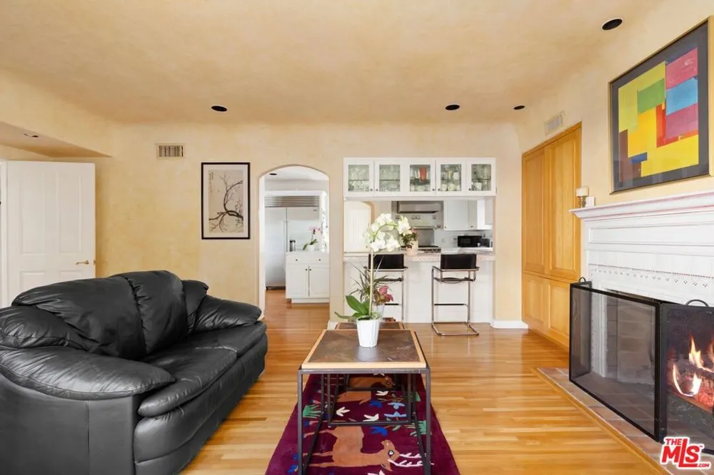 1717 Comstock Avenue Los Angeles, CA 90024