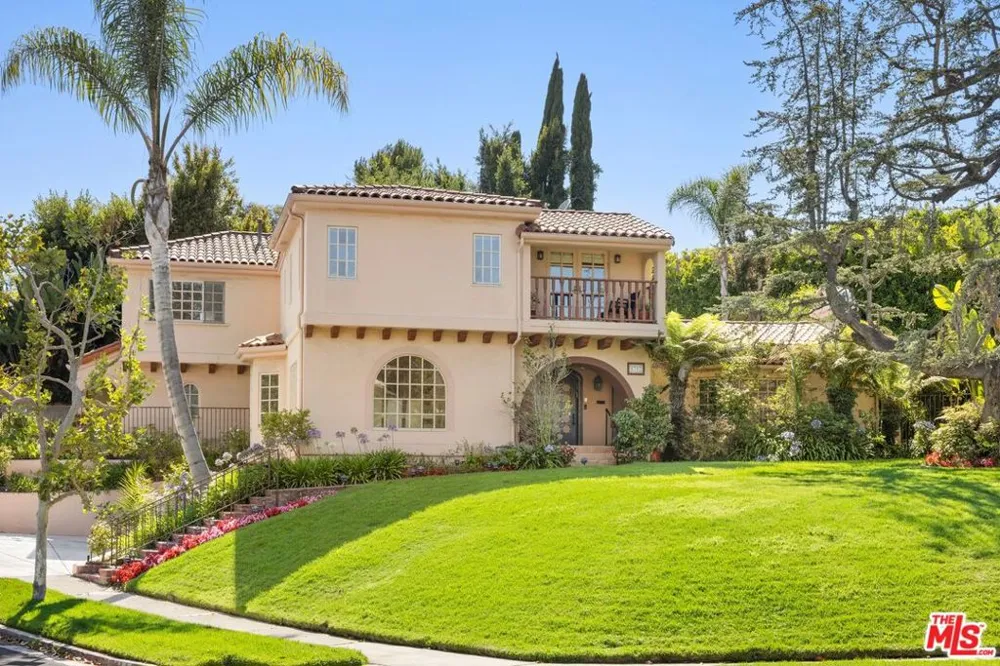 1717 Comstock Avenue Los Angeles, CA 90024