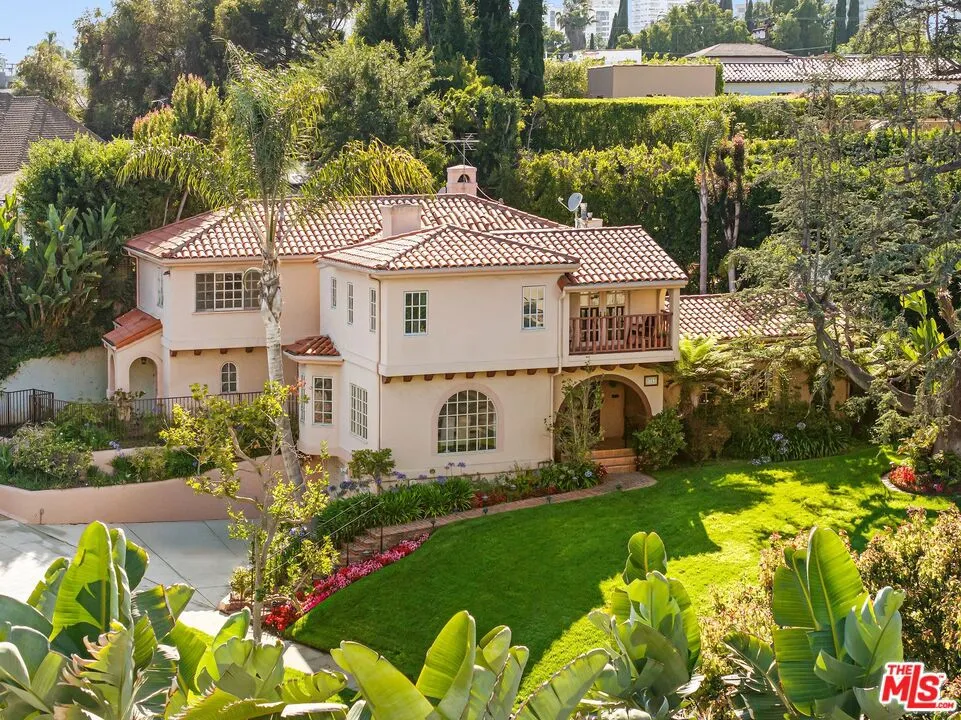 1717 Comstock Avenue Los Angeles, CA 90024
