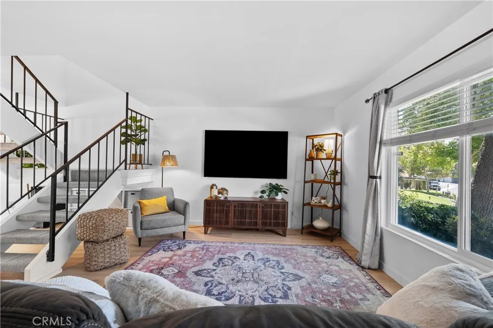 26914 Via Terraza Saugus, CA 91350