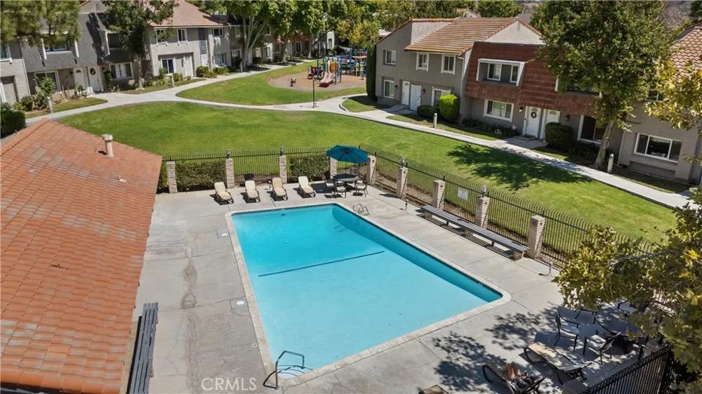 26914 Via Terraza Saugus, CA 91350