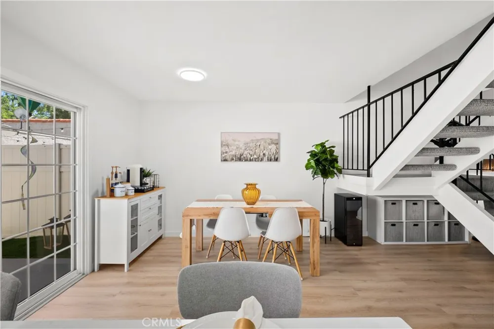 26914 Via Terraza Saugus, CA 91350