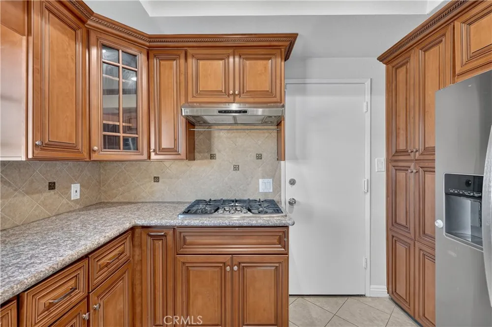 2134 Baseline Road La Verne, CA 91750