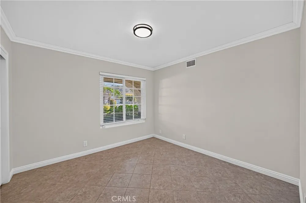 2134 Baseline Road La Verne, CA 91750