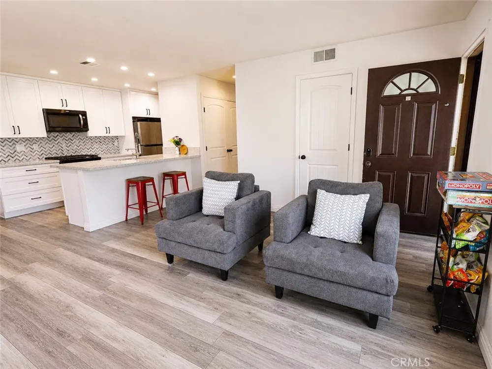 4542 Yosemite Drive Montclair, CA 91763