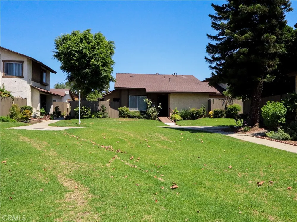4542 Yosemite Drive Montclair, CA 91763