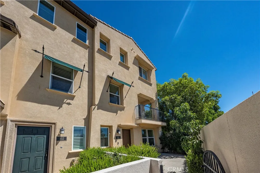 803 Dalton Avenue #101 Azusa, CA 91702