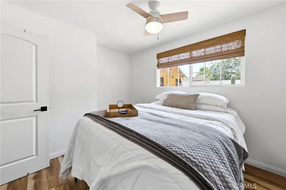 1566 W Crone Anaheim, CA 92802
