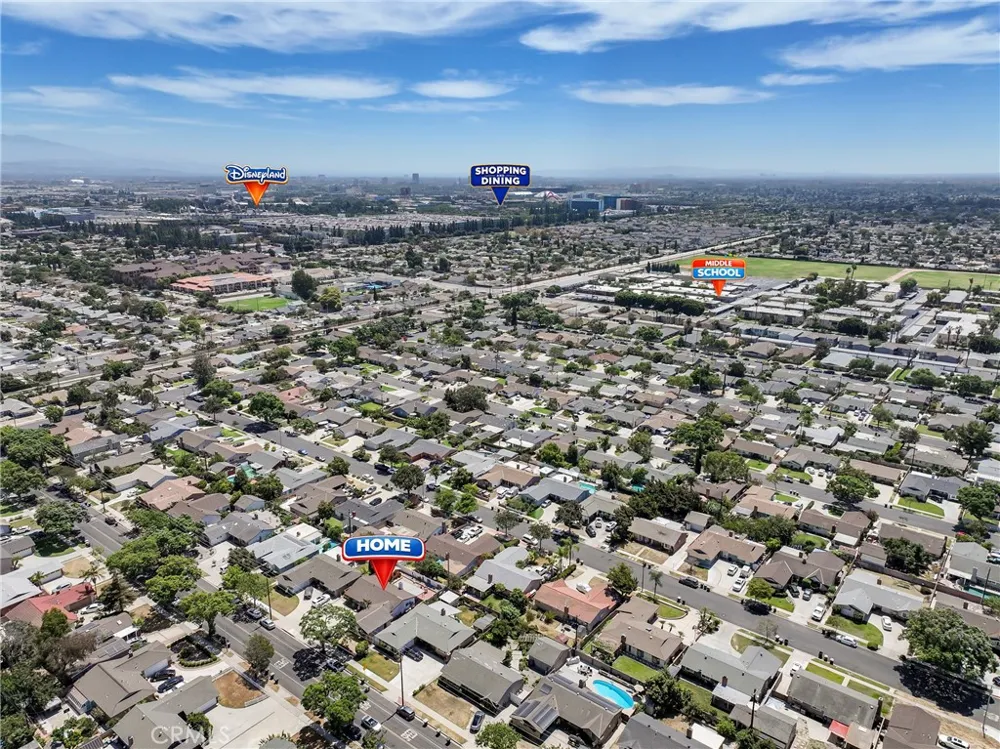 1566 W Crone Anaheim, CA 92802