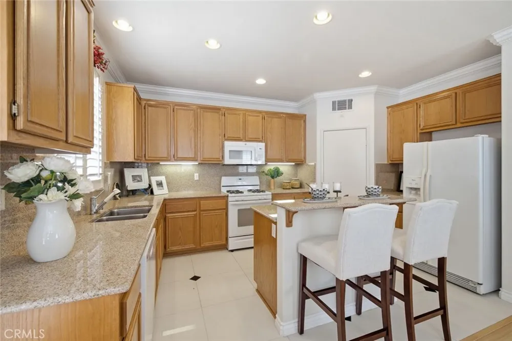 17537 Sagebrush Carson, CA 90746