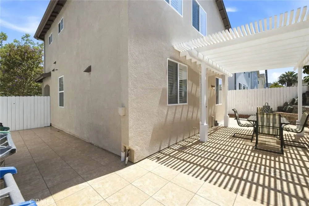 17537 Sagebrush Carson, CA 90746