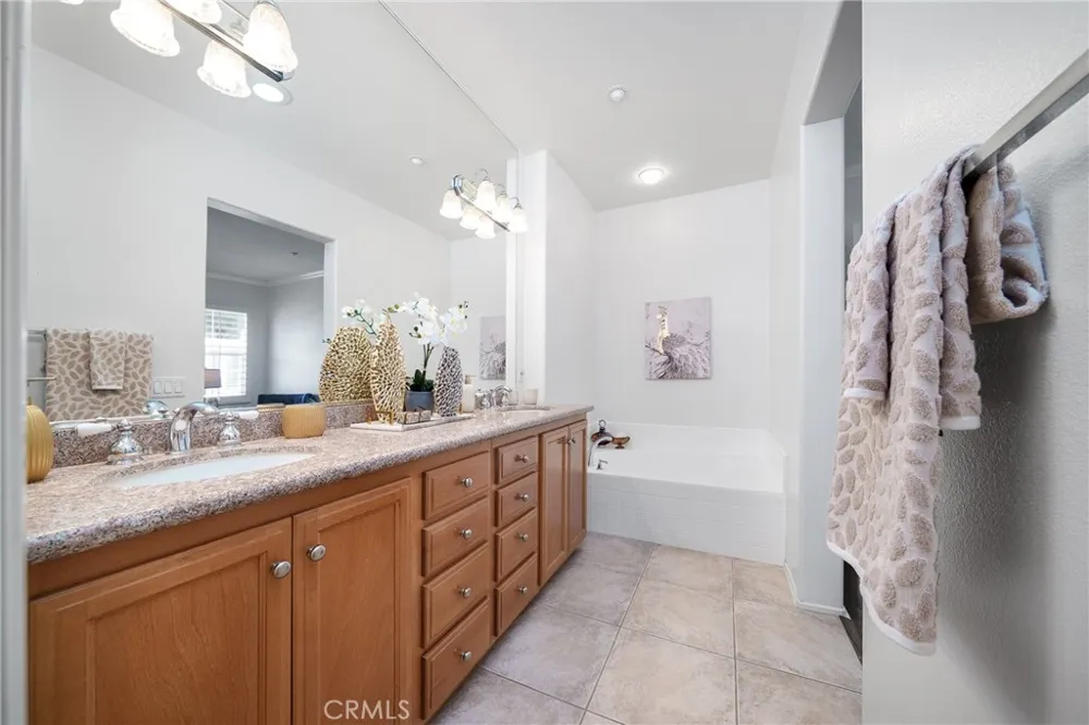 191 Lockford Irvine, CA 92602