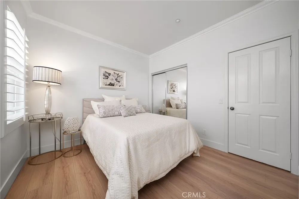 191 Lockford Irvine, CA 92602