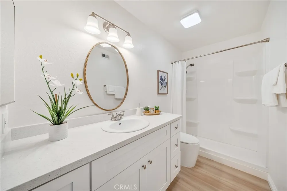 22810 Chardonnay Drive #2 Diamond Bar, CA 91765