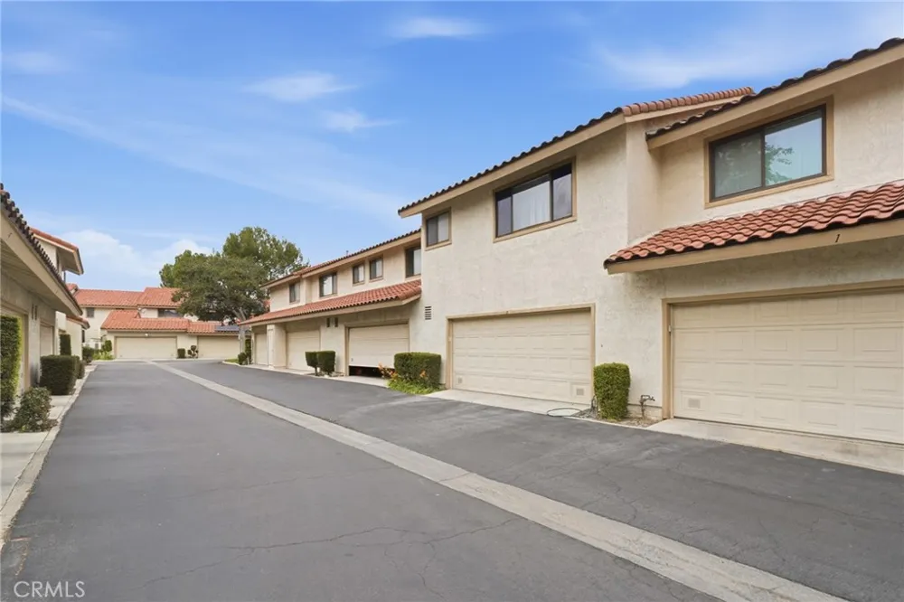 22810 Chardonnay Drive #2 Diamond Bar, CA 91765