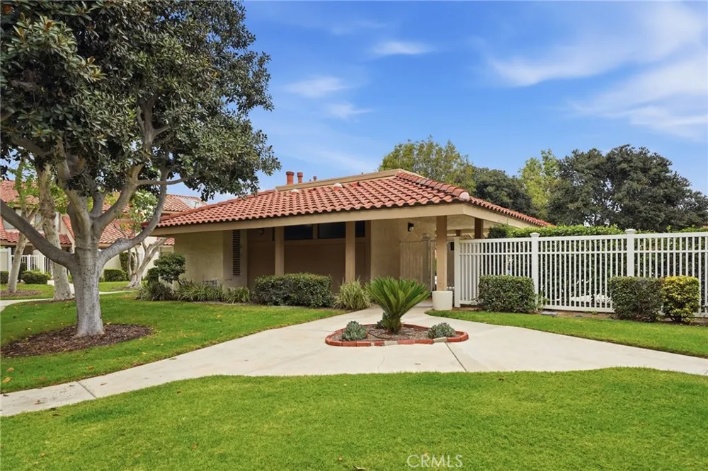 22810 Chardonnay Drive #2 Diamond Bar, CA 91765