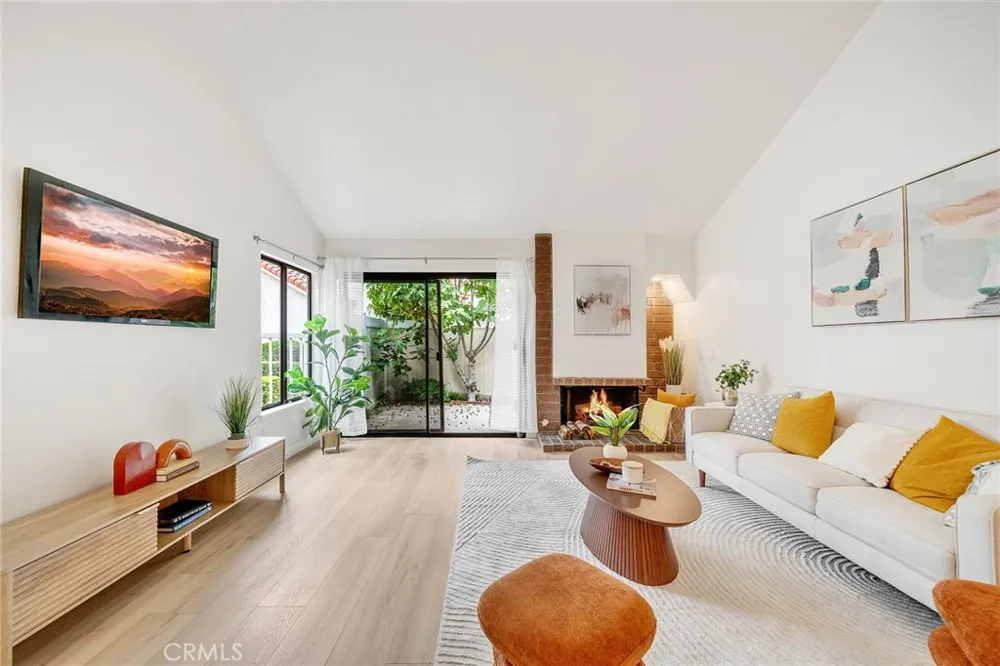 22810 Chardonnay Drive #2 Diamond Bar, CA 91765