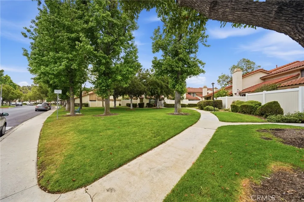 22810 Chardonnay Drive #2 Diamond Bar, CA 91765