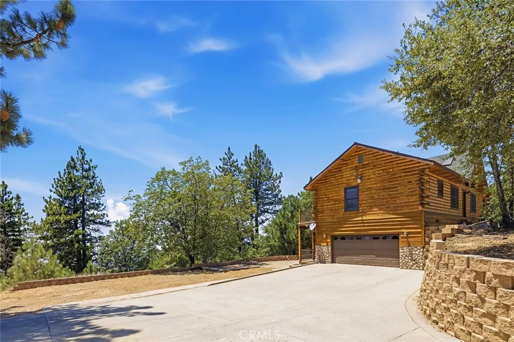30954 Fredalba Road Running Springs, CA 92382