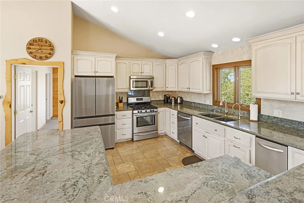 30954 Fredalba Road Running Springs, CA 92382