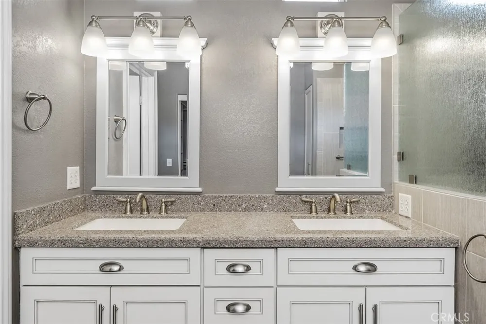 28064 Oakhaven Lane Menifee, CA 92584