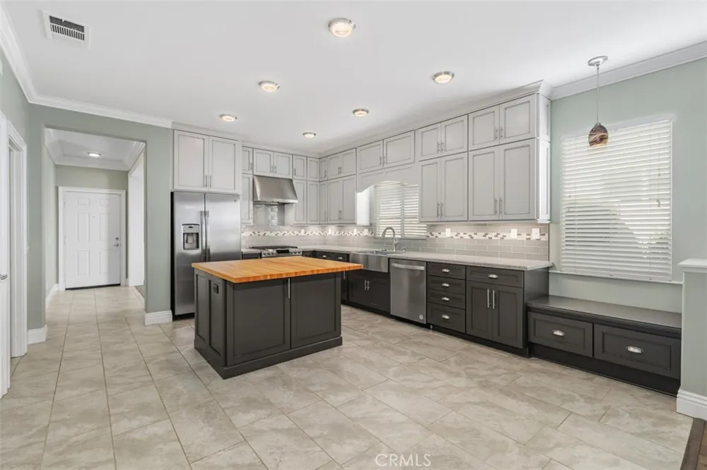 28064 Oakhaven Lane Menifee, CA 92584