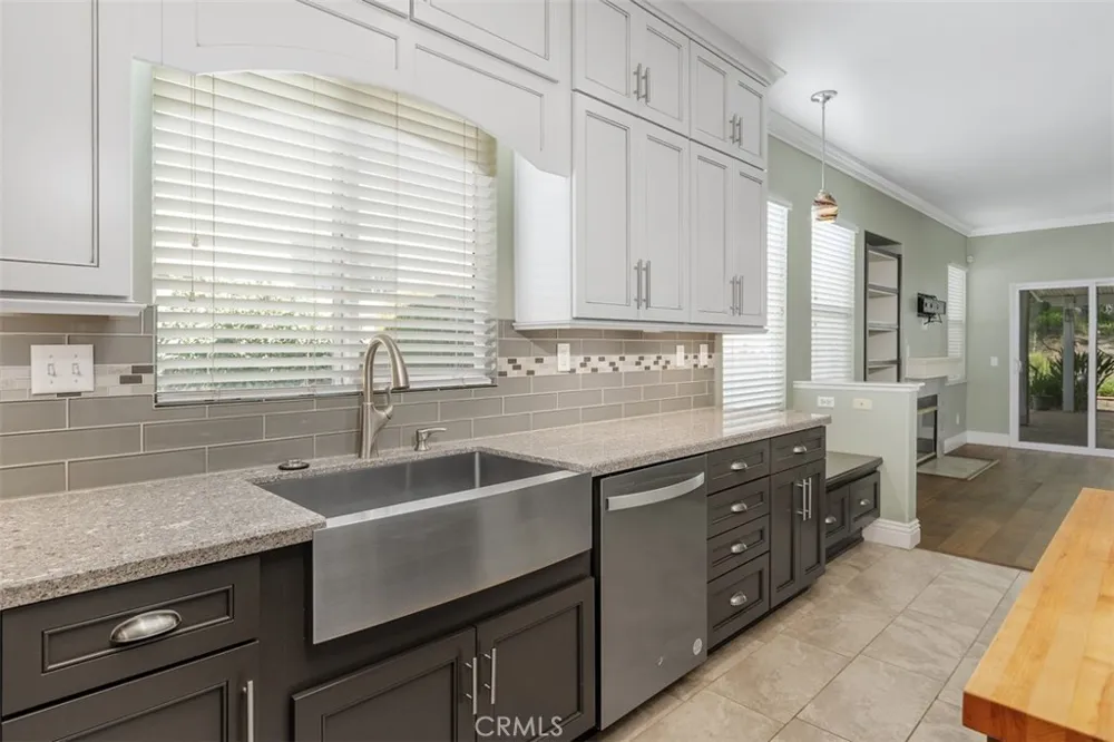 28064 Oakhaven Lane Menifee, CA 92584