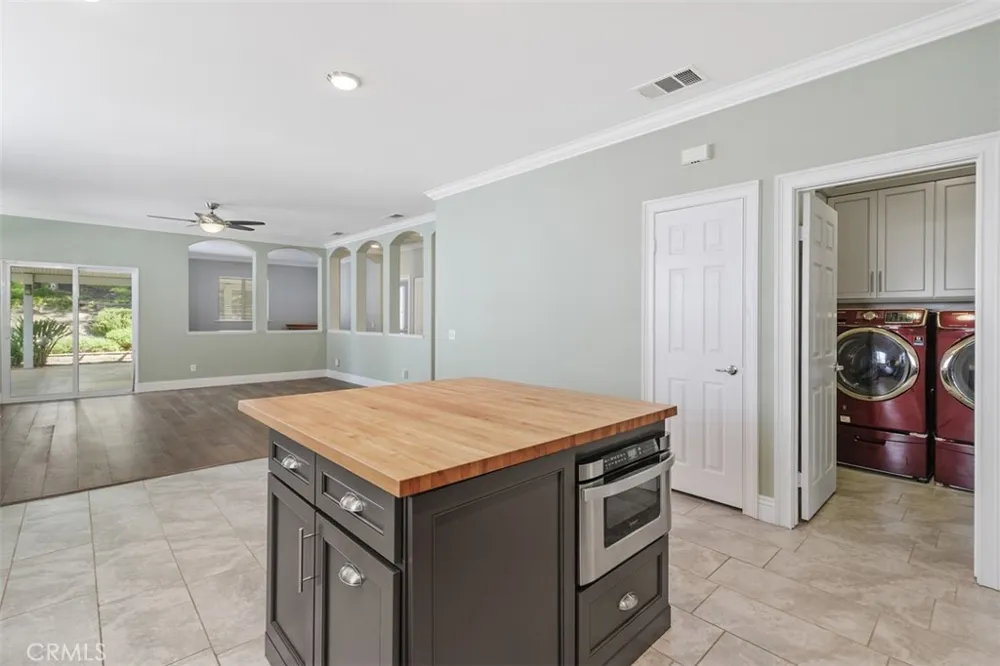 28064 Oakhaven Lane Menifee, CA 92584