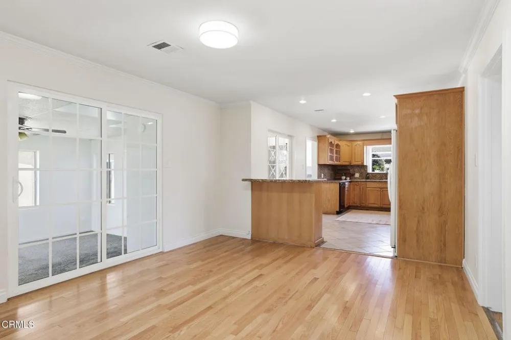 823 W Roderick Avenue Oxnard, CA 93030