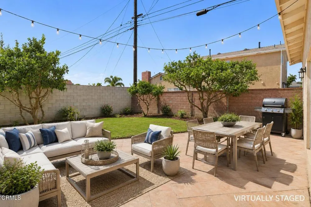 823 W Roderick Avenue Oxnard, CA 93030
