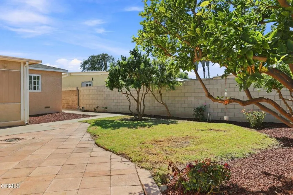823 W Roderick Avenue Oxnard, CA 93030
