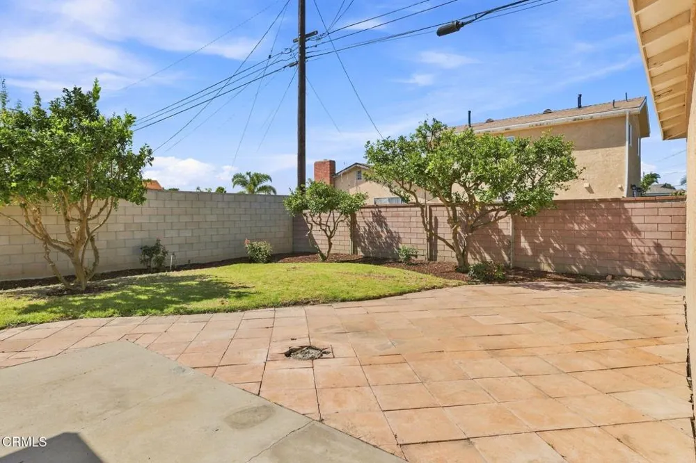 823 W Roderick Avenue Oxnard, CA 93030