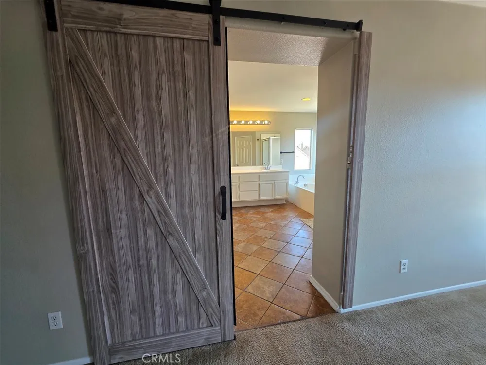 13255 San Dimas Street Hesperia, CA 92344