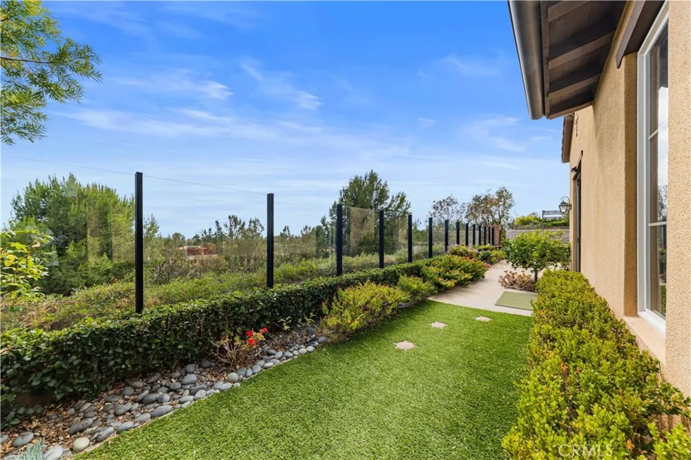 139 Sunset Irvine, CA 92602